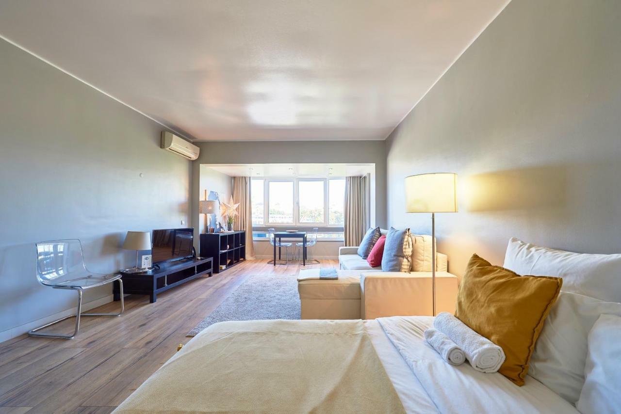 Beachfront Cascais,Estoril Apartment Eksteriør billede
