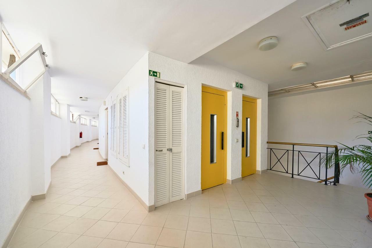 Beachfront Cascais,Estoril Apartment Eksteriør billede