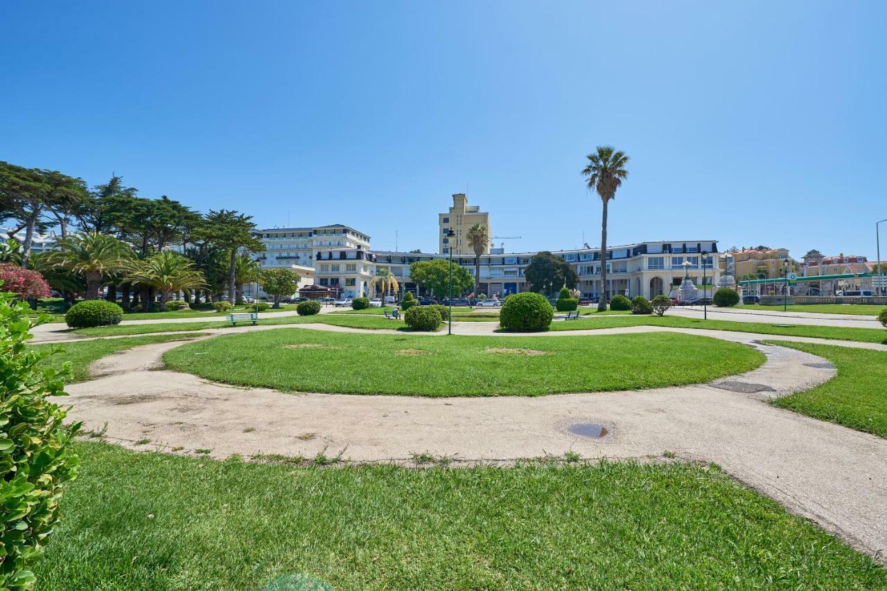 Beachfront Cascais,Estoril Apartment Eksteriør billede