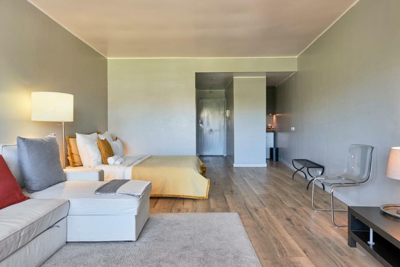 Beachfront Cascais,Estoril Apartment Eksteriør billede